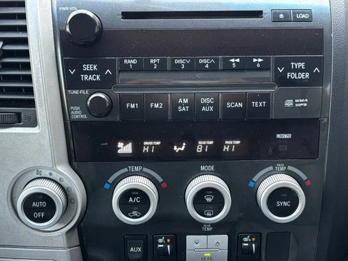 Used 2008 Toyota Sequoia Limited image 34