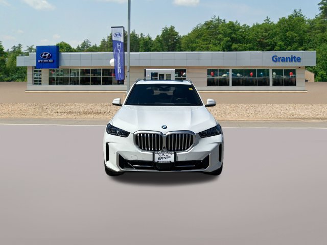 Used 2026 BMW X5 xDrive40i AWD/4WD image 3