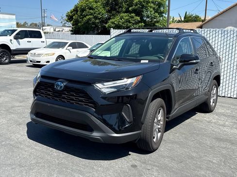 Used 2024 Toyota RAV4 XLE w/ Convenience Package AWD/4WD image 2