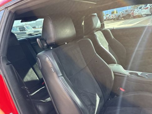 Used 2019 Dodge Challenger GT w/ Plus Package image 18