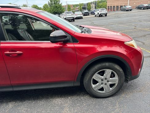 Used 2015 Toyota RAV4 LE AWD/4WD image 9