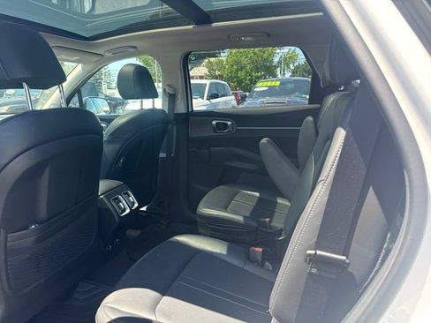 Used 2023 Kia Sorento X-Line EX AWD/4WD image 9