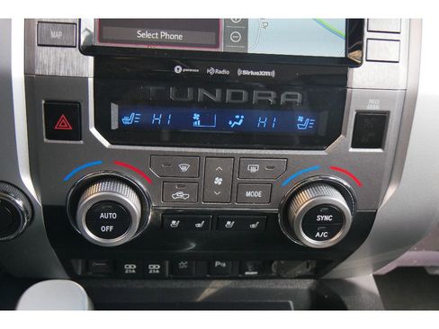 Used 2020 Toyota Tundra Platinum image 25