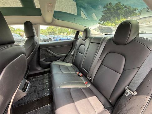 Used 2023 Tesla Model 3 Standard Range RWD image 12