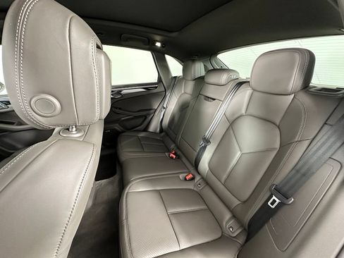 Certified 2026 Porsche Macan Turbo AWD/4WD image 39