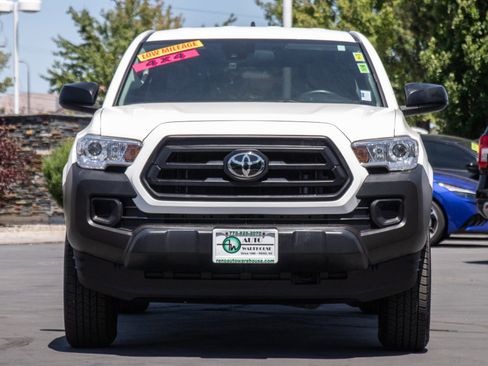 Used 2021 Toyota Tacoma SR5 image 2