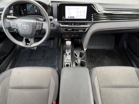 Certified 2025 Toyota Camry LE image 13