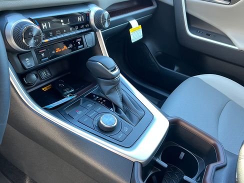 New 2025 Toyota RAV4 Limited w/ Advanced Technology Package image 20