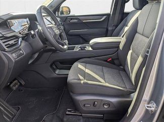 New 2025 GMC Acadia Elevation w/ Black Edition AWD/4WD video 4
