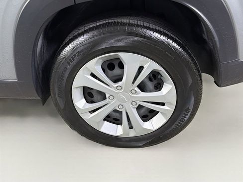 Used 2024 Chevrolet Trax LS w/ Driver Confidence Package image 30