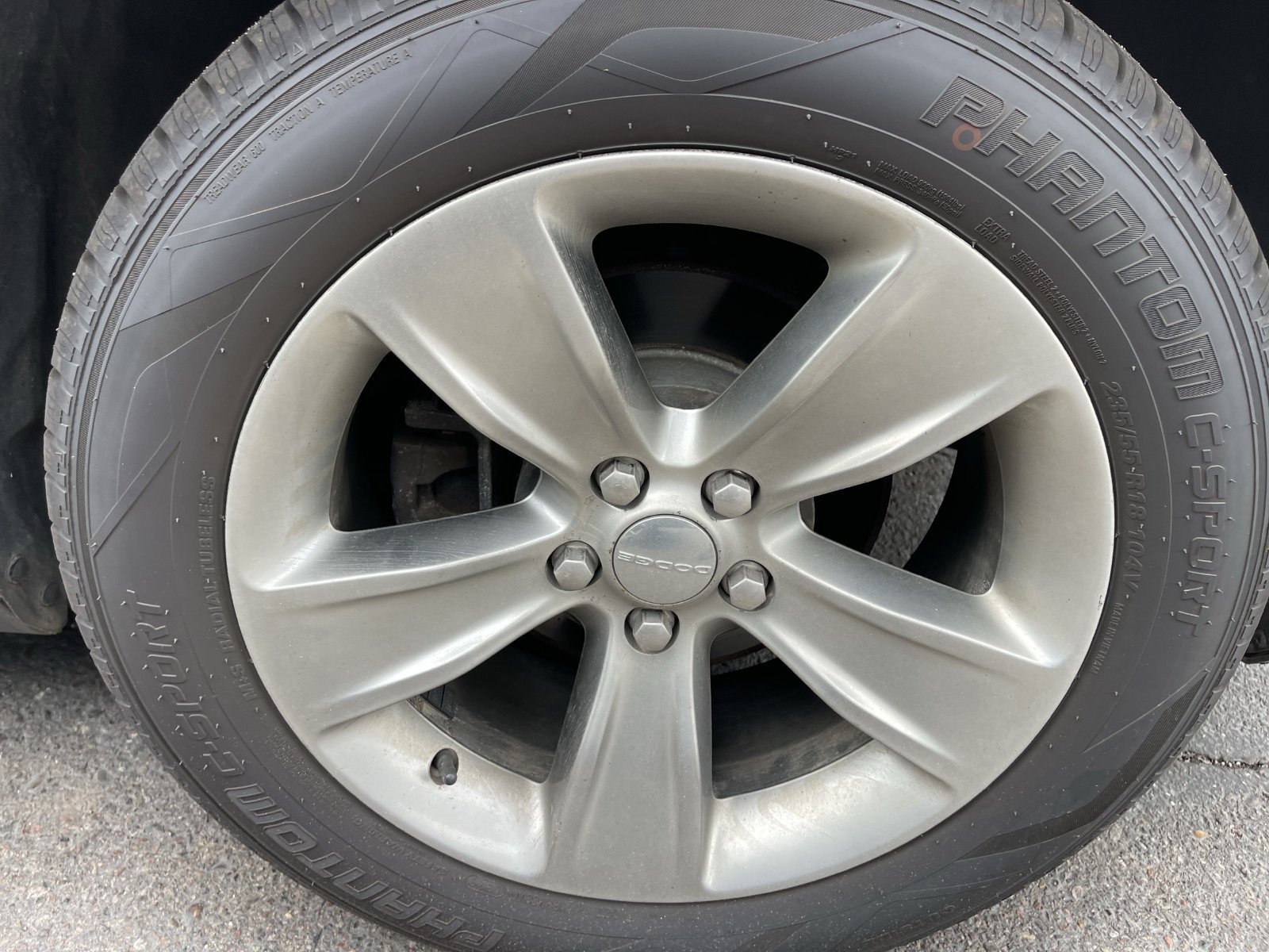 Used 2019 Dodge Challenger SXT RWD image 6
