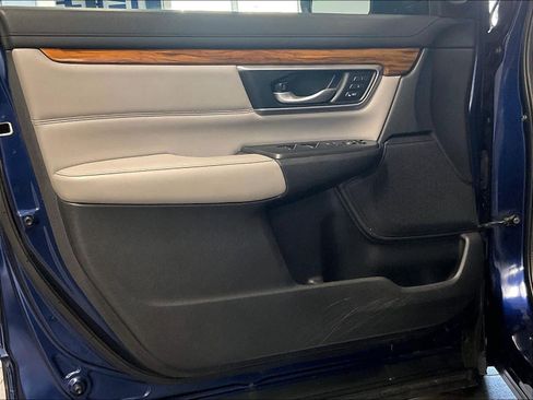 Used 2017 Honda CR-V EX-L image 9