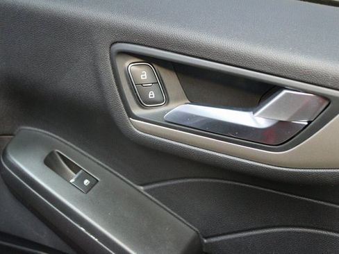 Used 2021 Ford Escape SEL w/ Class II Trailer Tow Package image 9