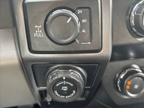 Used 2019 Ford F150 XLT w/ Equipment Group 302A Luxury AWD/4WD image 17