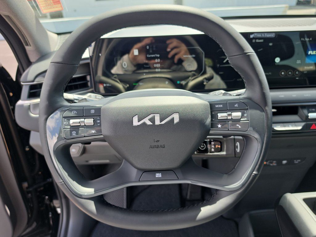 New 2026 Kia EV9 Light RWD image 29