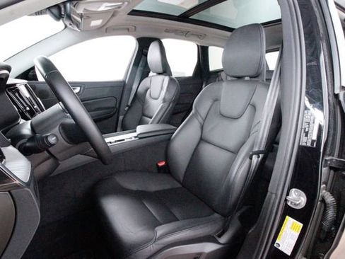 Certified 2025 Volvo XC60 B5 Plus w/ Climate Package AWD/4WD image 22