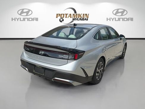 New 2026 Hyundai Sonata Blue FWD image 5