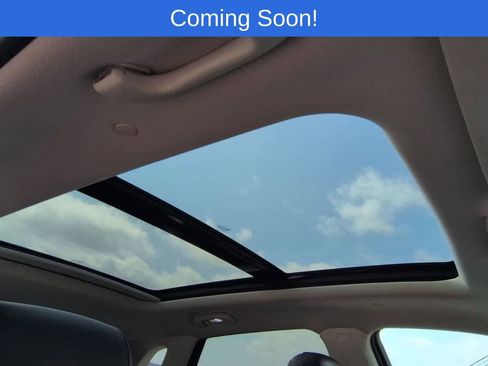 Used 2018 Cadillac XT5 Luxury w/ Driver Awareness Package FWD image 19