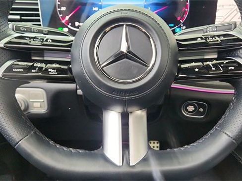 Used 2025 Mercedes-Benz GLS 450 4MATIC image 44