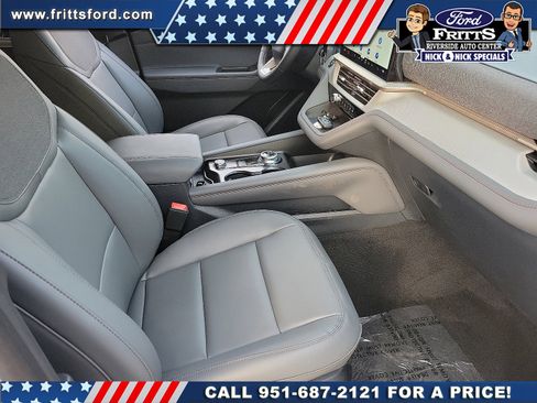 New 2026 Ford Explorer Active w/ Active Comfort Package image 17