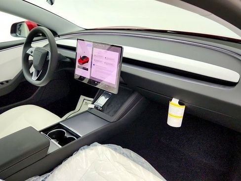 Used 2026 Tesla Model 3 RWD image 27