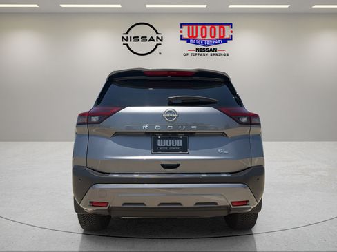 Certified 2023 Nissan Rogue SL w/ SL Premium Package FWD image 3