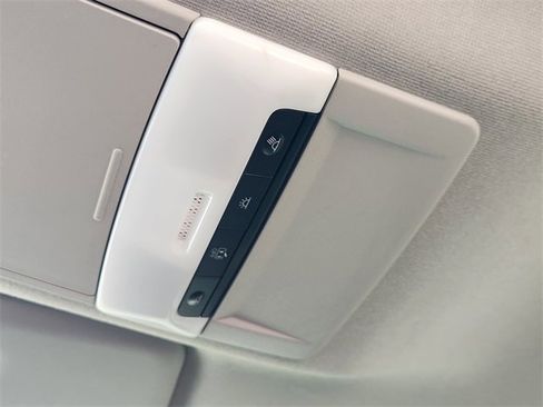 Used 2024 Nissan Sentra S image 25