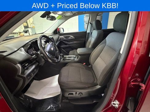 Used 2018 Chevrolet Traverse LT AWD/4WD image 9