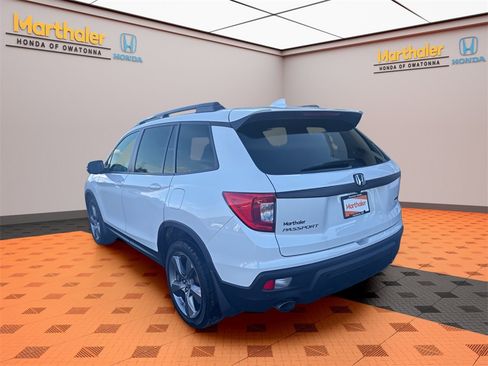 Used 2019 Honda Passport Touring image 3