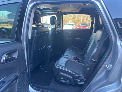 Used 2020 Dodge Journey Crossroad image 12