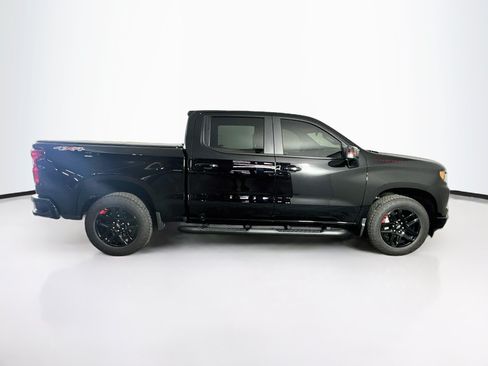 Used 2025 Chevrolet Silverado 1500 RST w/ Redline Edition AWD/4WD image 10