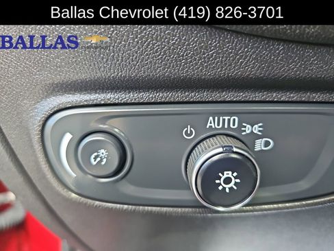 Certified 2024 Chevrolet Equinox LT image 18