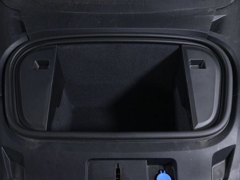 Certified 2025 Porsche Taycan 4 Cross Turismo image 27