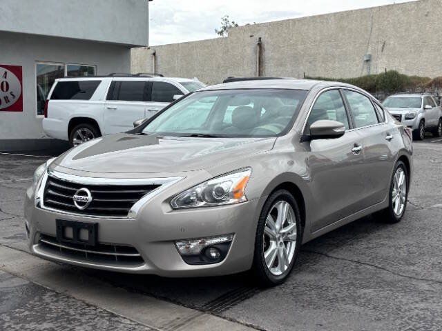 Used 2015 Nissan Altima 3.5 SL FWD image 4