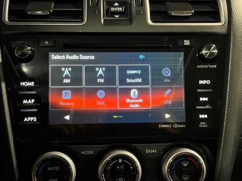 Used 2018 Subaru Forester 2.5i Touring w/ Popular Package #2 AWD/4WD image 41