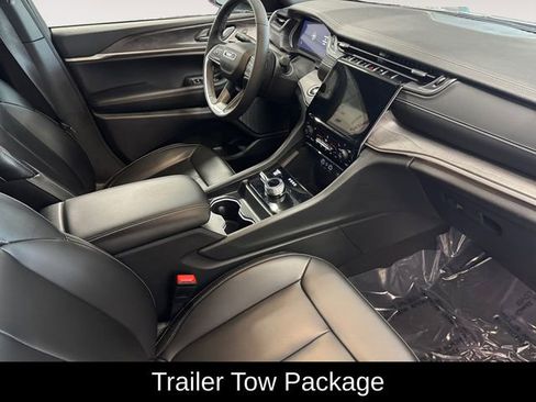 Used 2024 Jeep Grand Cherokee Limited w/ Trailer Tow Package image 4