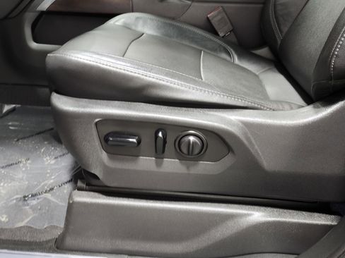 Used 2019 GMC Sierra 1500 SLT w/ SLT Premium Plus Package image 32