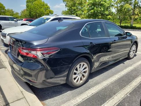 Used 2024 Toyota Camry LE FWD image 4