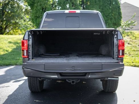 Used 2019 Ford F150 Lariat w/ Equipment Group 502A Luxury AWD/4WD image 7
