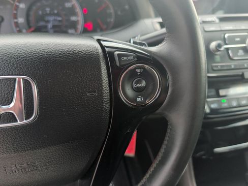 Used 2017 Honda Accord Sport image 20