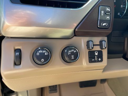 Used 2017 Chevrolet Tahoe LT w/ Max Trailering Package AWD/4WD image 17