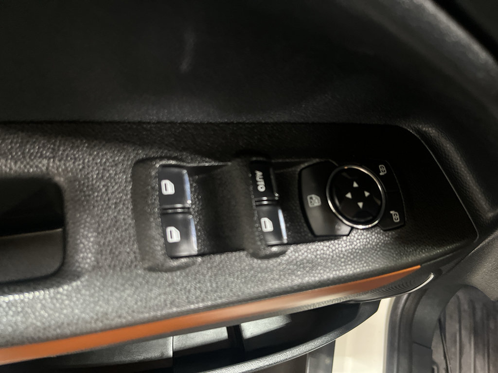 Used 2018 Ford EcoSport SES AWD/4WD image 31