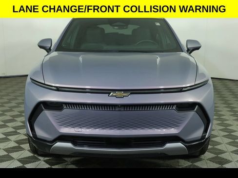 Used 2025 Chevrolet Equinox EV LT w/ Convenience Package AWD/4WD image 13