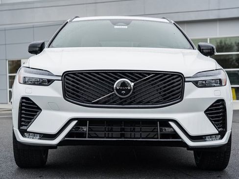 New 2026 Volvo XC60 B5 Plus w/ Protection Package Premier image 2