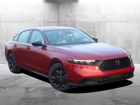 New 2025 Honda Accord SE image 2