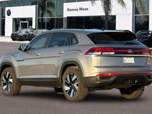 New 2026 Volkswagen Atlas Cross Sport SE image 6