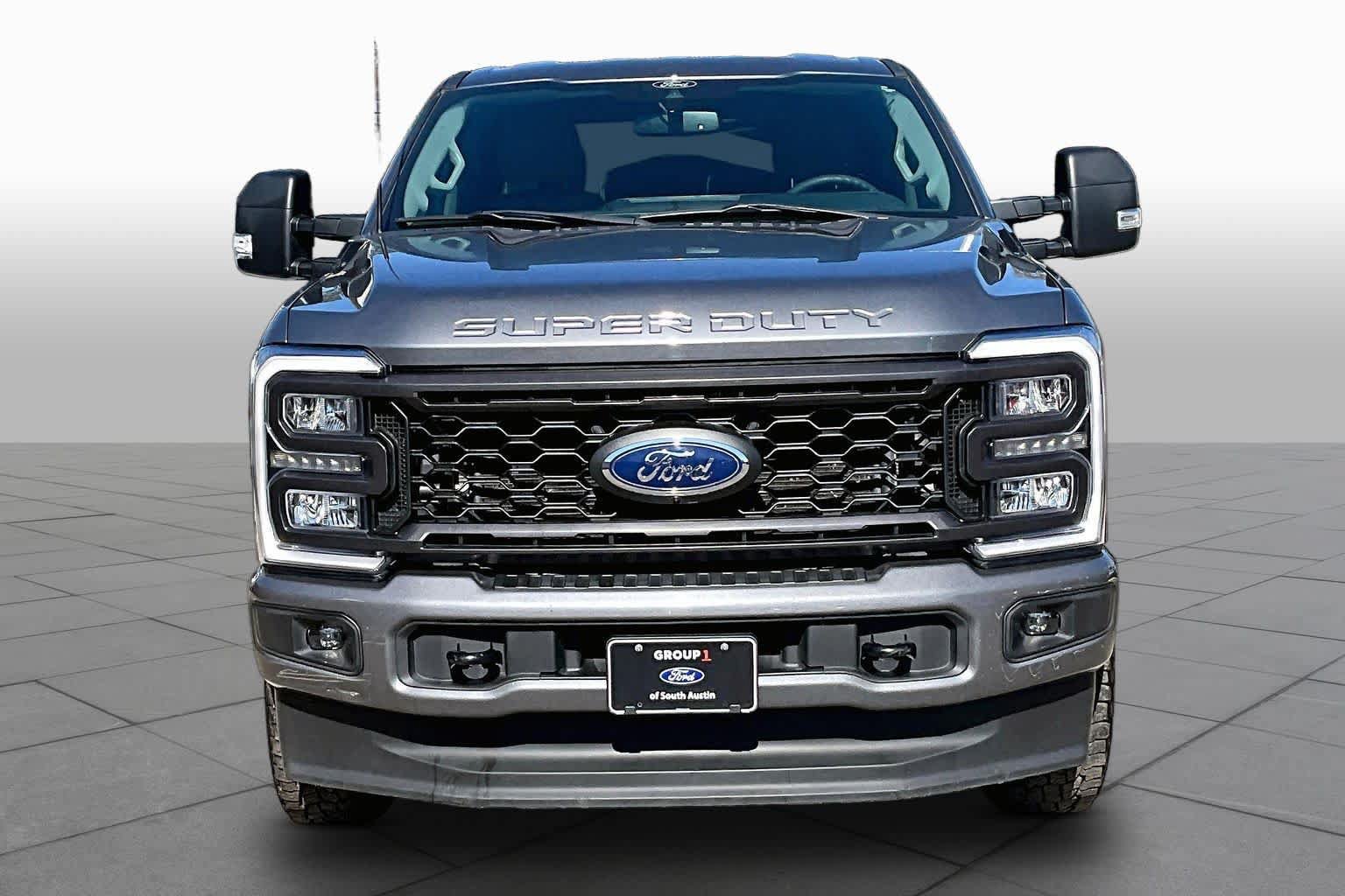 Used 2024 Ford F250 XLT w/ XLT Premium Package AWD/4WD image 4