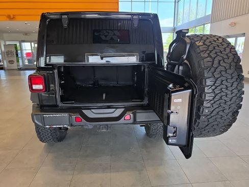 Used 2022 Jeep Wrangler Unlimited Sport AWD/4WD image 33