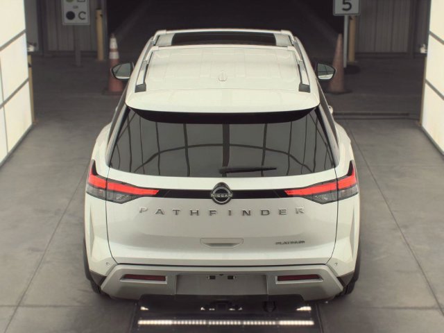 Certified 2025 Nissan Pathfinder Platinum w/ Cargo Package FWD image 9
