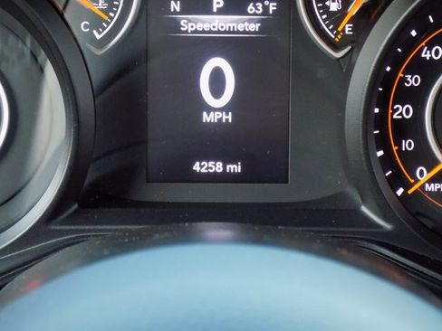 Certified 2025 Jeep Wrangler Sport S image 18